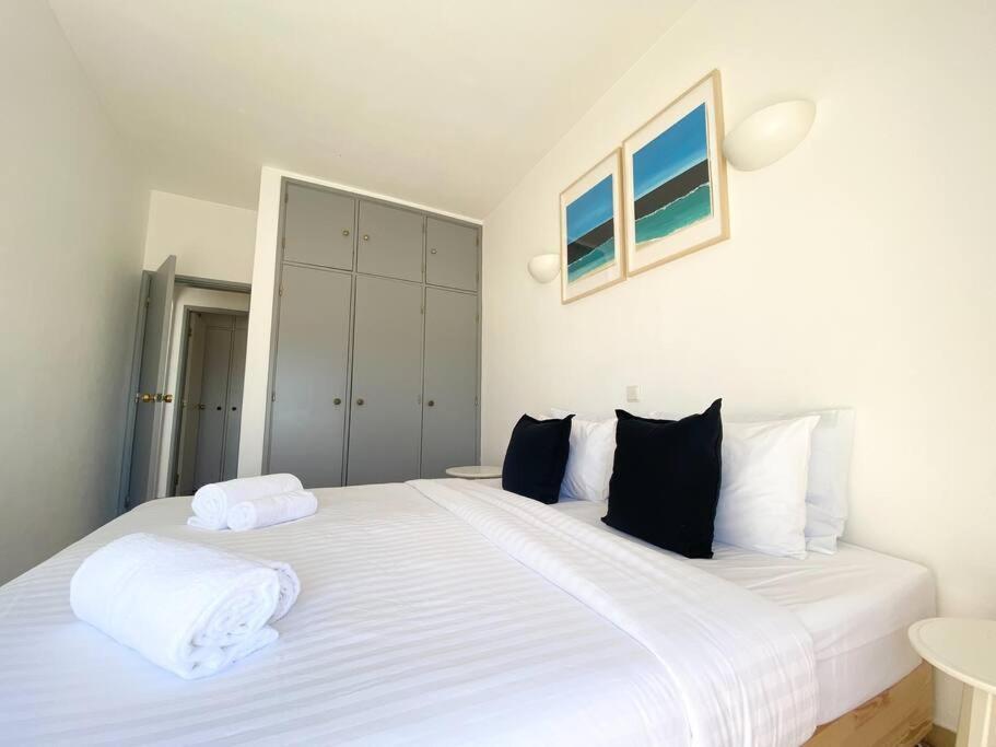 - Amazing Ocean View Apartment