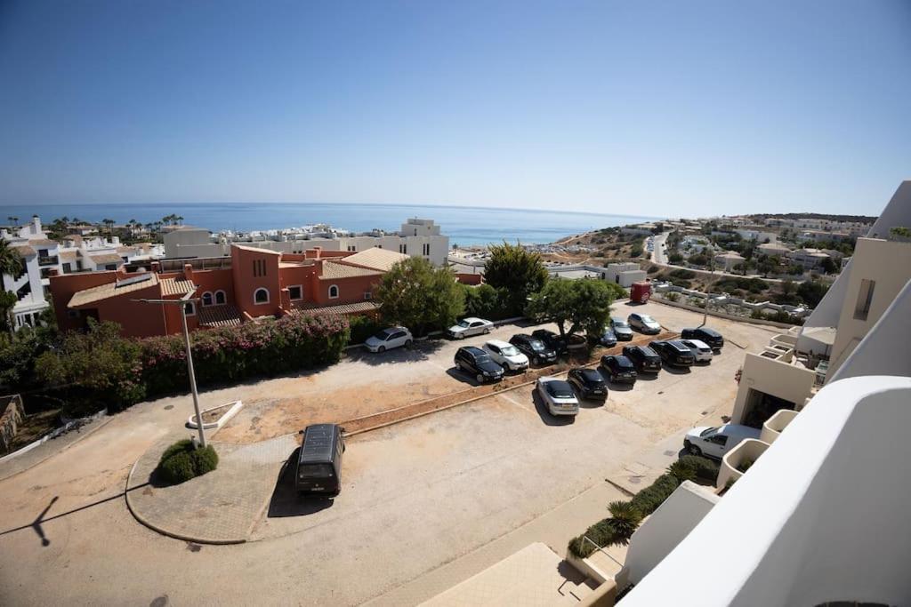 - Amazing Ocean View Apartment *